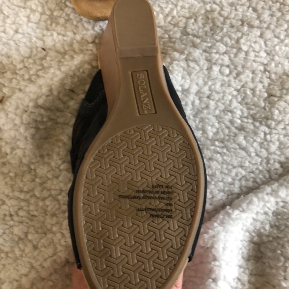 Wedges - Picture 4 of 4